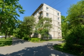 Продам 3-к. квартиру 60,3 кв.м в зеленом районе на Бестужевской, 22 - Жилая недвижимость, Продажа квартир Санкт-Петербург